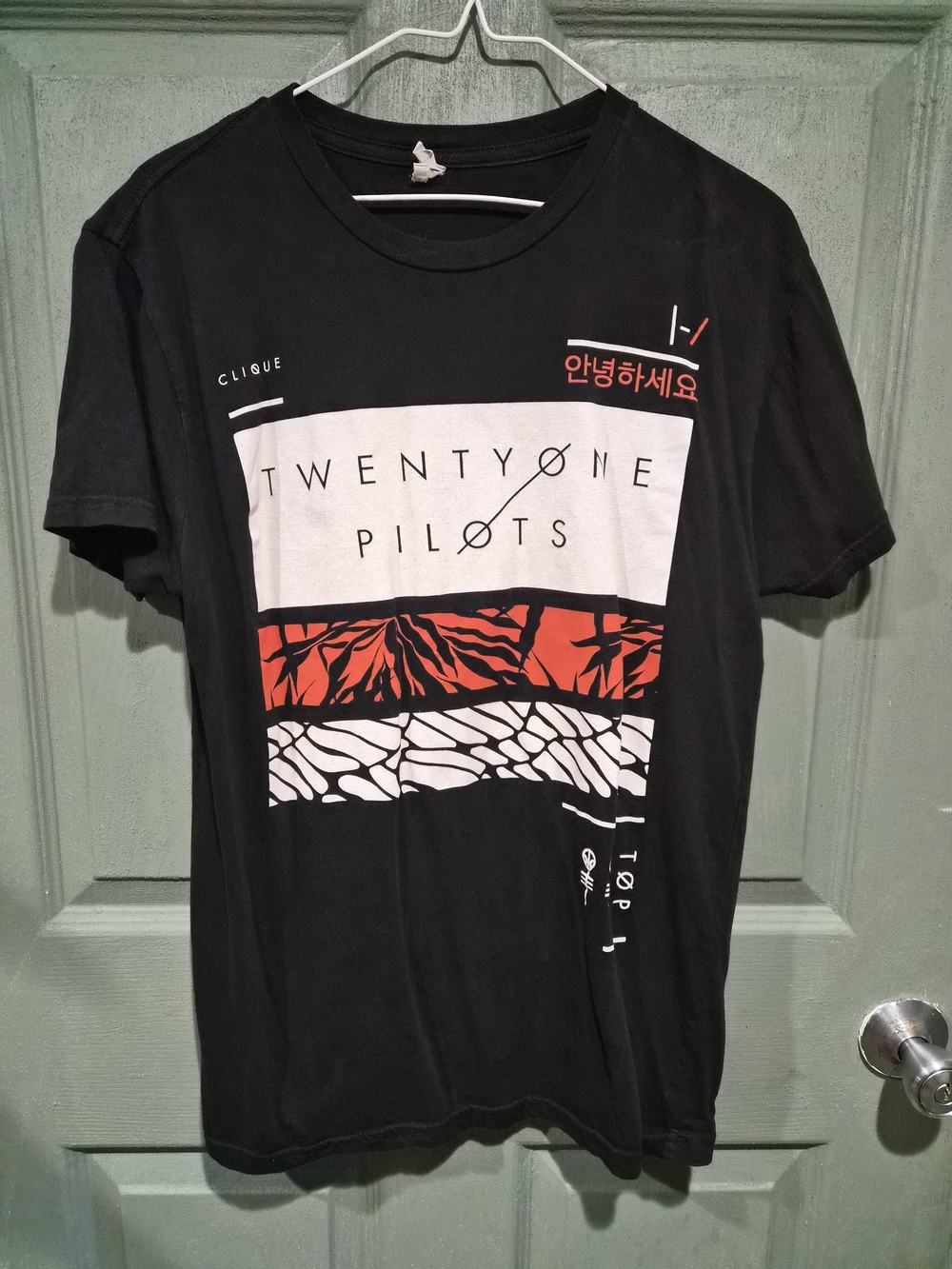 VINTAG Band Tee Shirt Twenty One Pilots Graphic Short Sleeve Tee